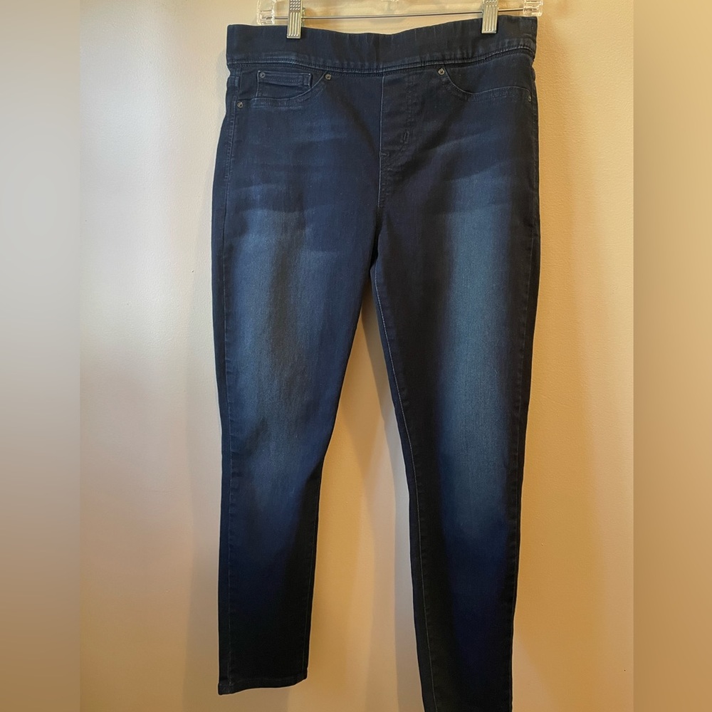 Women’s Levi’s skinny jeans -12S - pull-on